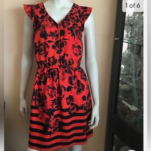 Kensie Black & Red Floral Dress w/ Ruffle Sleeves - Picture 2 of 3